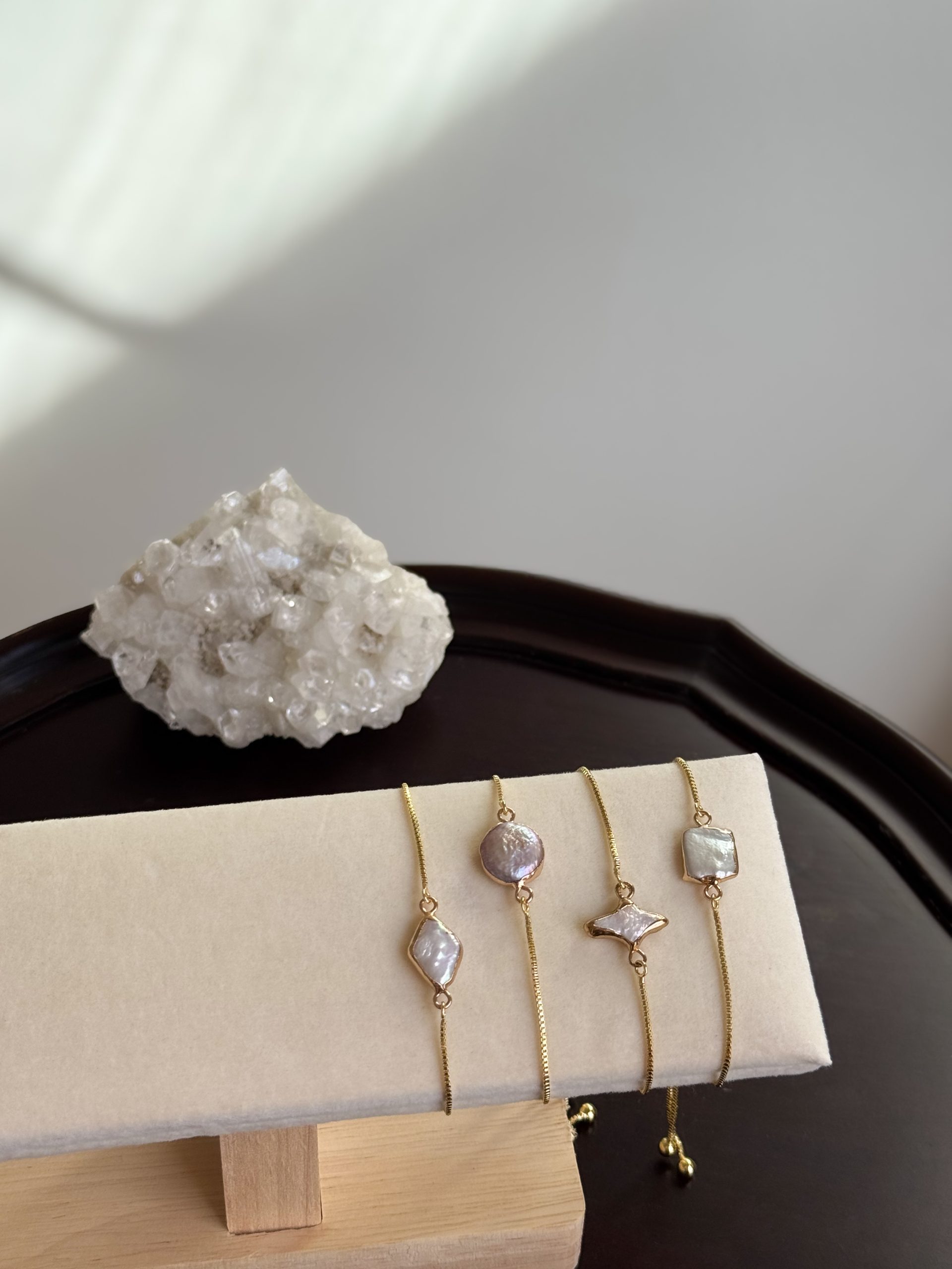 Adjustable Baroque Pearl Bracelet - Image 3